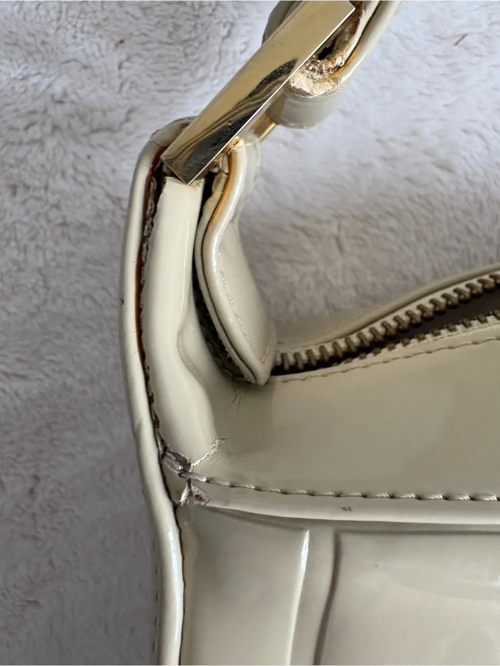 Vintage Chanel Patent Leather Chocolate Bar Quilted Shoulder Bag Beige